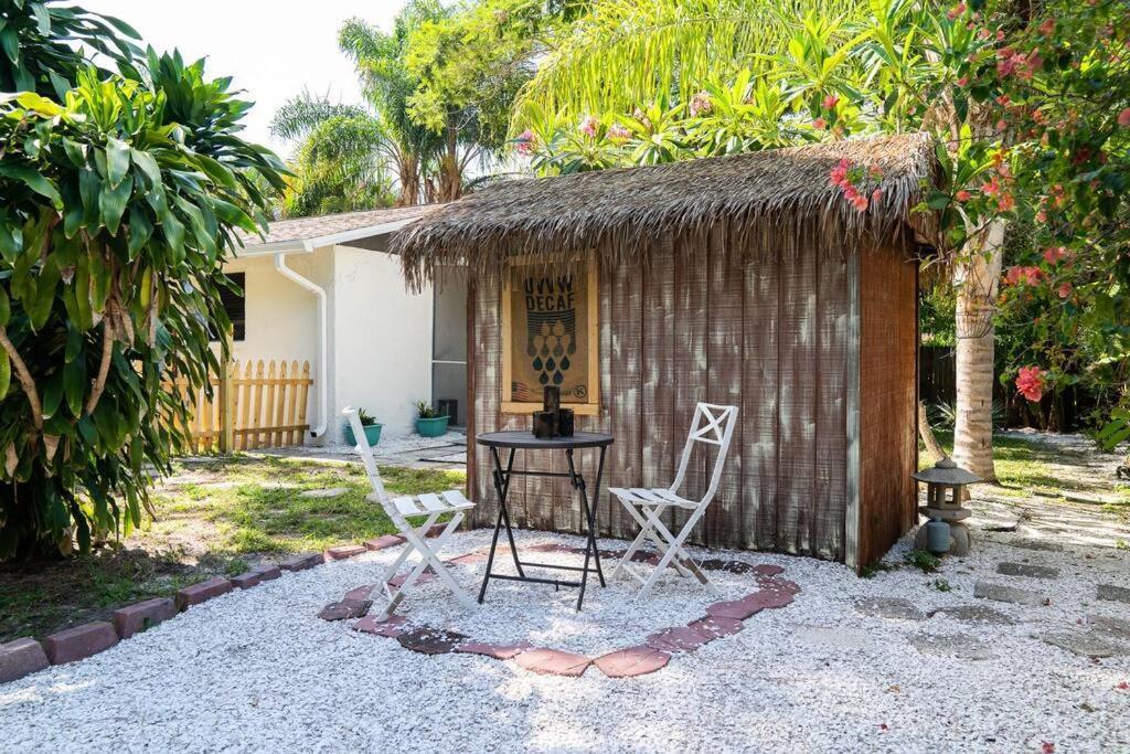 סרסוטה Welcome To The Bray Escape 4 Miles To Siesta Key מראה חיצוני תמונה